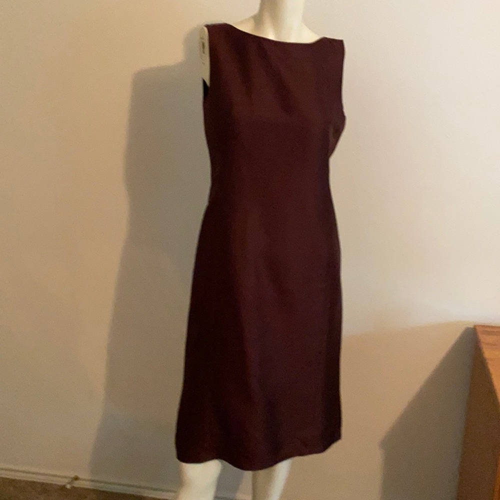 Mid length sleeveless dress
